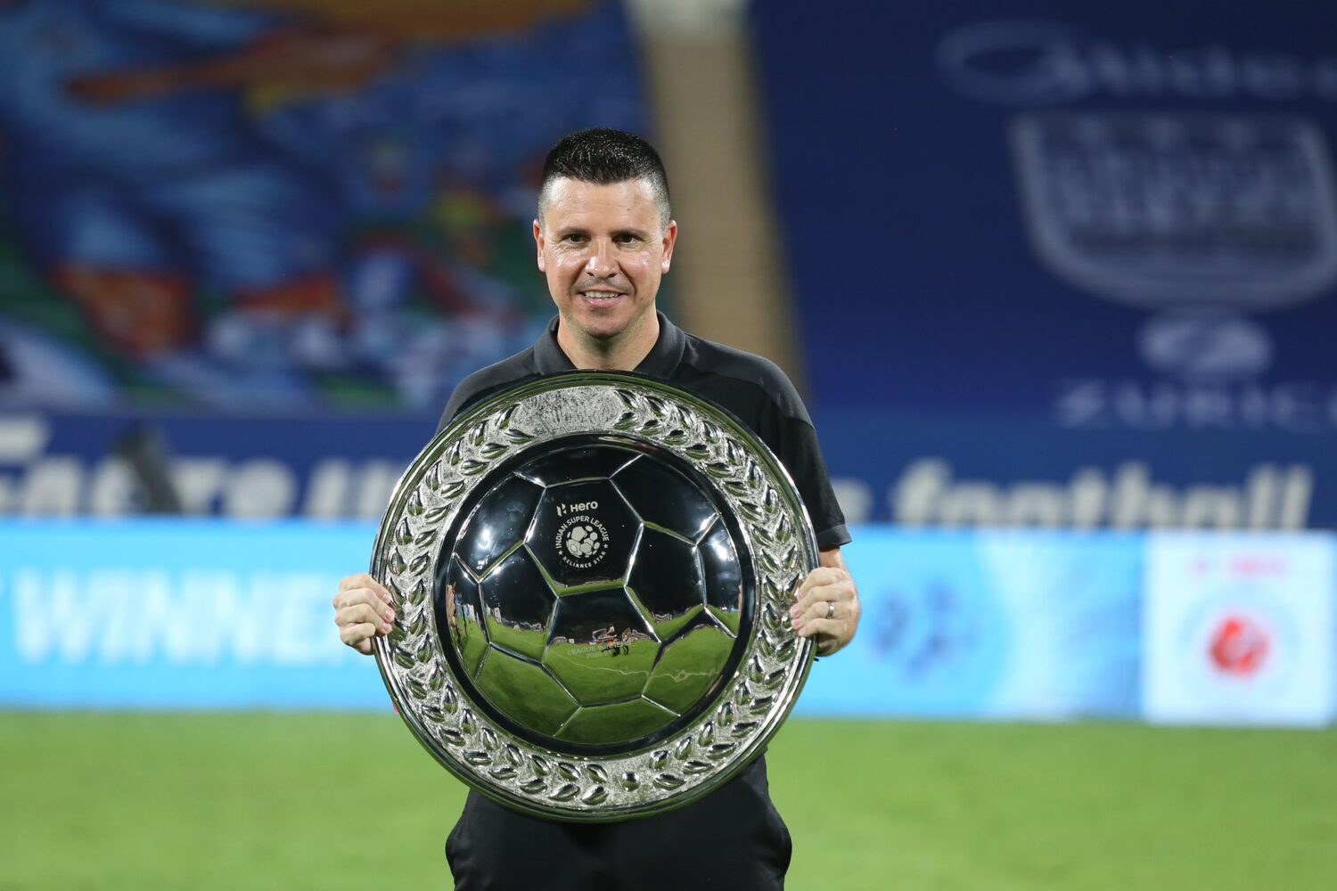 Sergio Lobera, campeón de la Indian SuperLeague JVSPORTS
